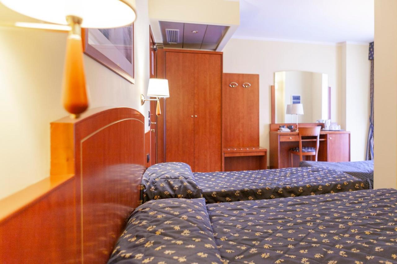 Hotel Olivo 아르코 외부 사진